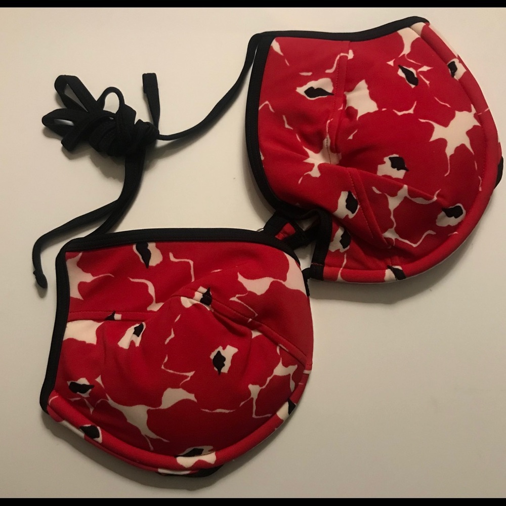 Victoria Secret Bikini Top - 36D
